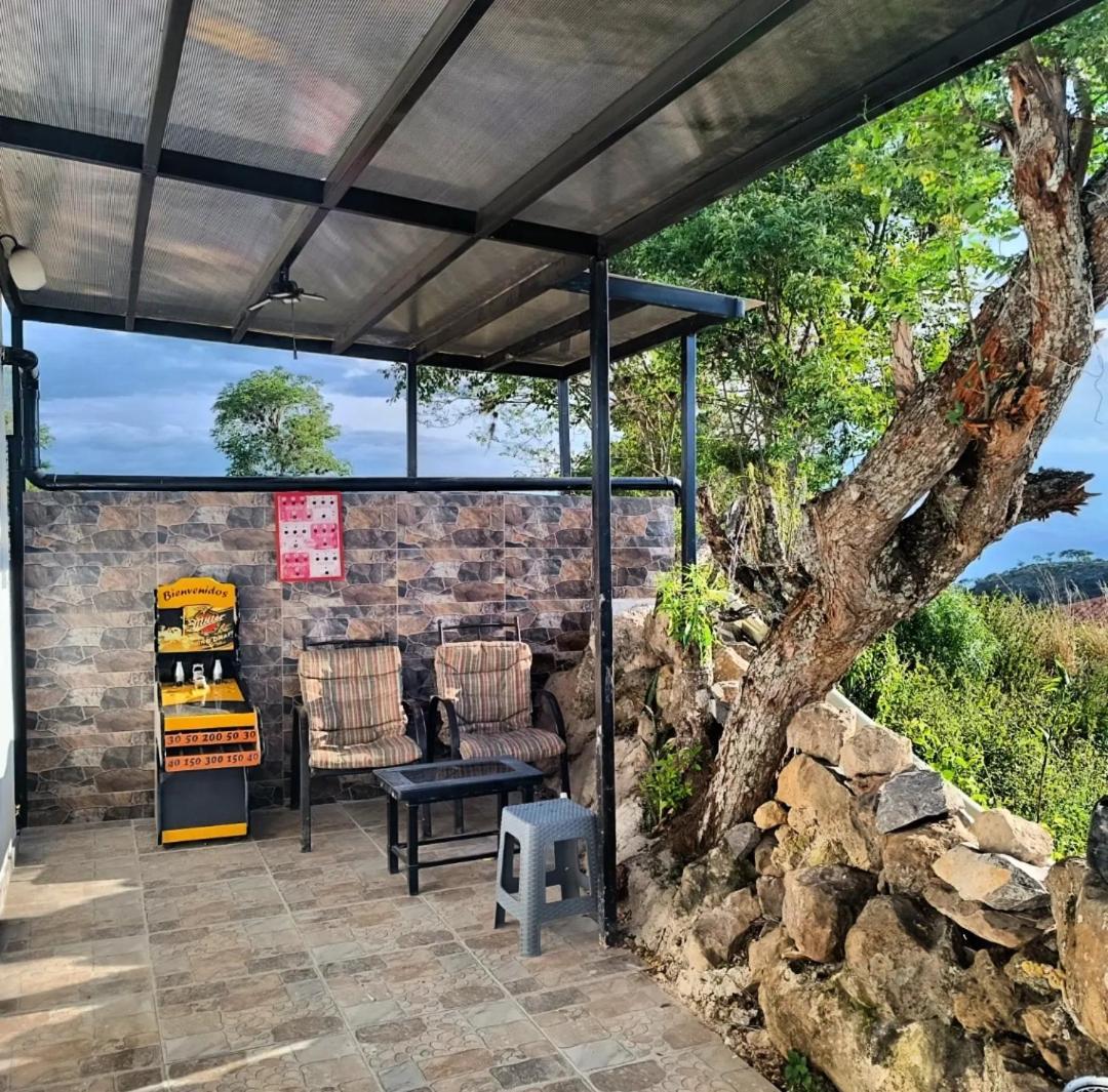 Cabana Susurros Del Cielo บาริชารา ภายนอก รูปภาพ