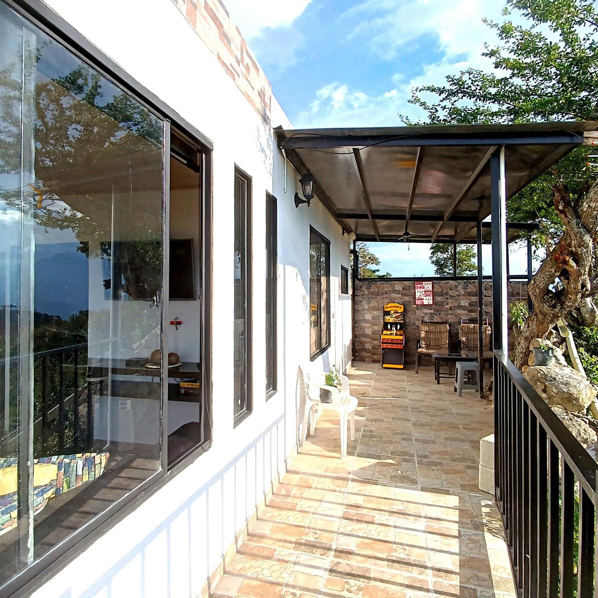 Cabana Susurros Del Cielo บาริชารา ภายนอก รูปภาพ